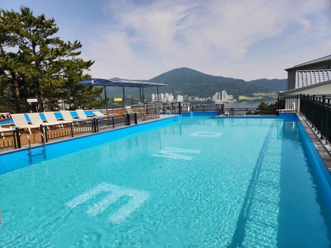 Dome Hotel Кодже Экстерьер фото