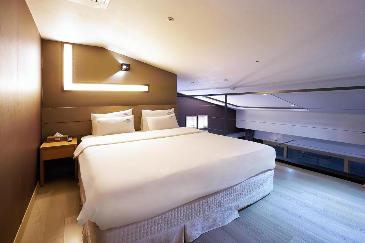 Dome Hotel Кодже Экстерьер фото