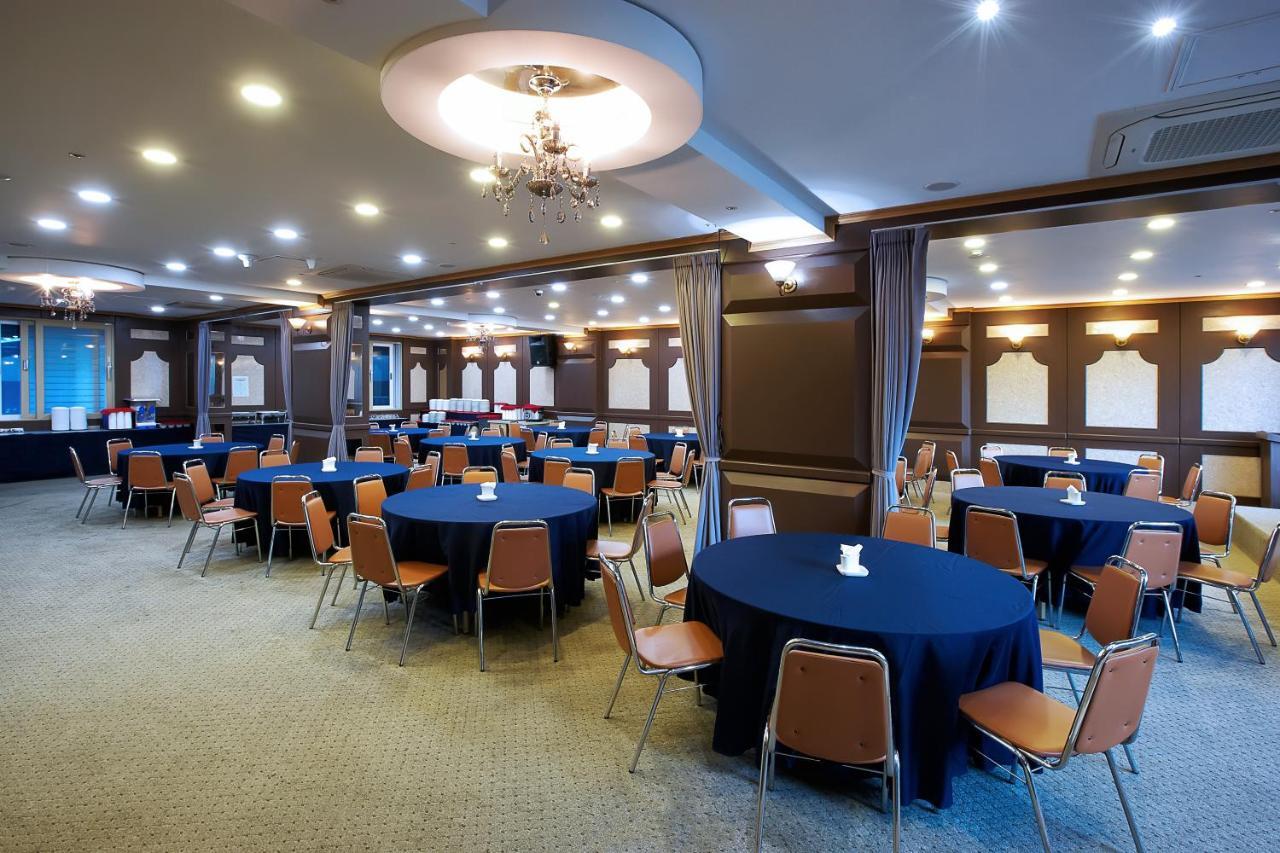 Dome Hotel Кодже Экстерьер фото